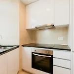Mary Pink - No 1B - Lovely Two-Bedroom Apartment